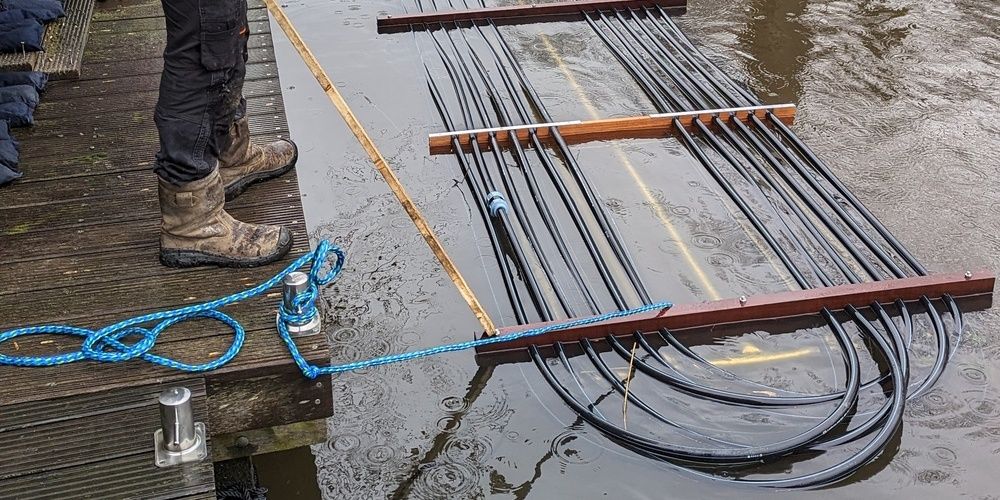 Doe-het-zelver haalt warmte uit de Vecht om monumentaal pand te verwarmen