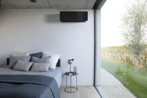 Daikin Emura