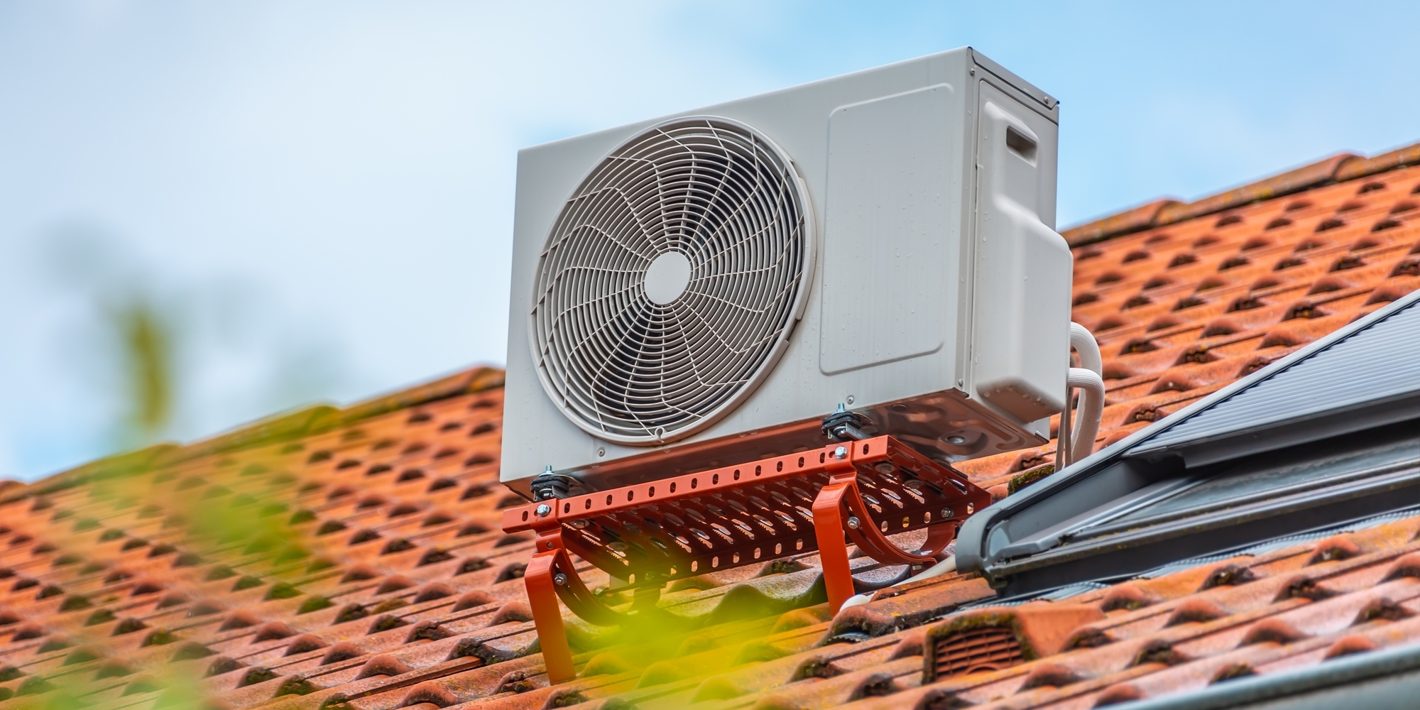 Onderzoek: plaats warmtepompen op het dak voor minimale geluidsoverlast