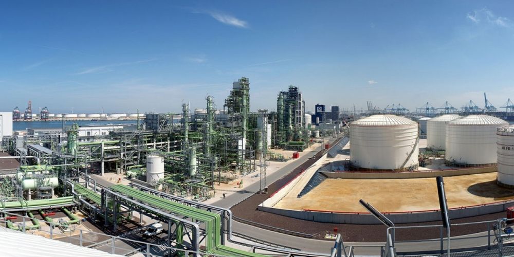 Investering van 1,9 miljard euro in Rotterdams bio-raffinaderij door Finse eigenaar
