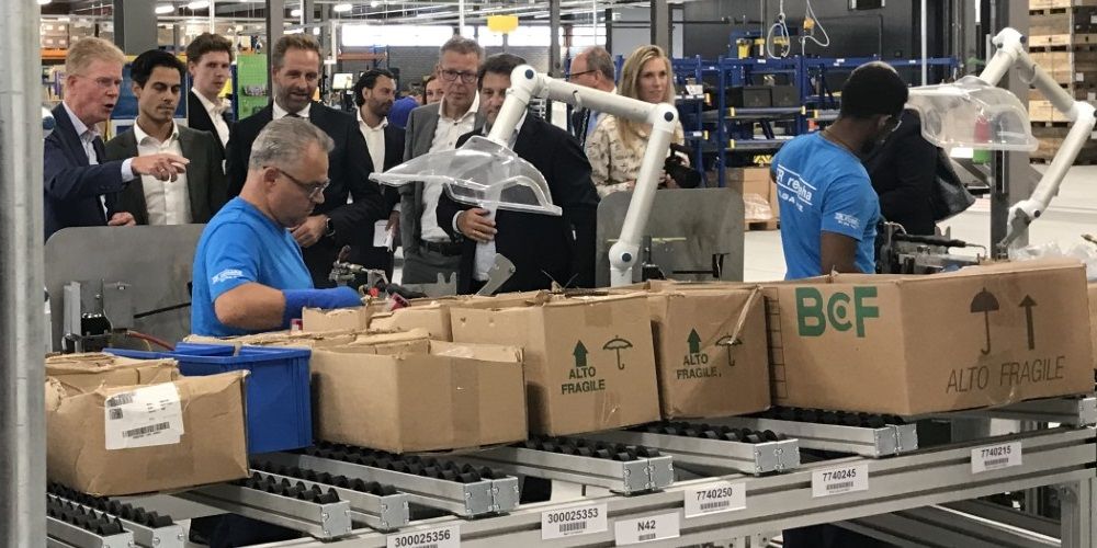 Kabinetsbeleid werpt zijn vruchten af, Remeha opent grootste warmtepompfabriek van Nederland