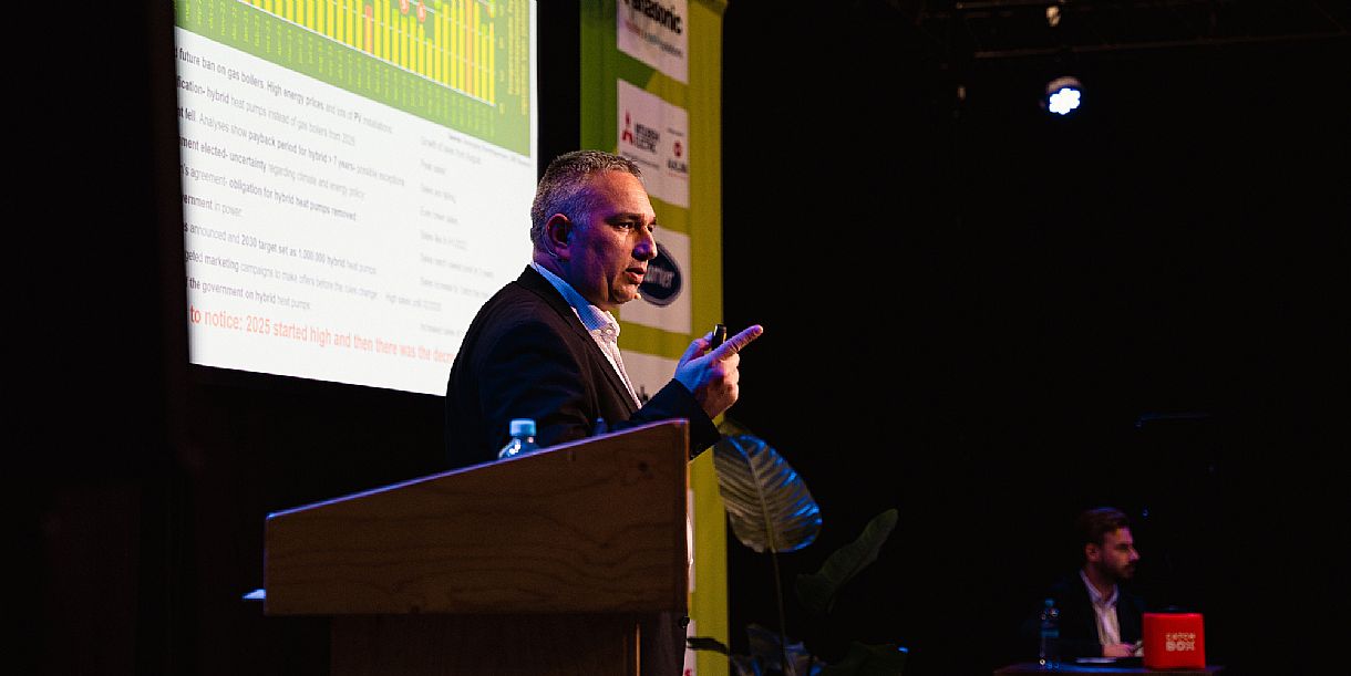 Warmtepompmarkt herstelt, maar onzekerheid blijft: dit staat centraal op  congres ‘De doorbraak van de warmtepomp’